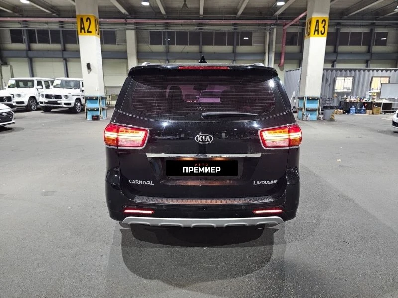 Kia Carnival 2.2CRDI - VIP LIMOUSINE-ОЧАКВАН ВНОС-ГАРАНЦИЯ! - изображение 5