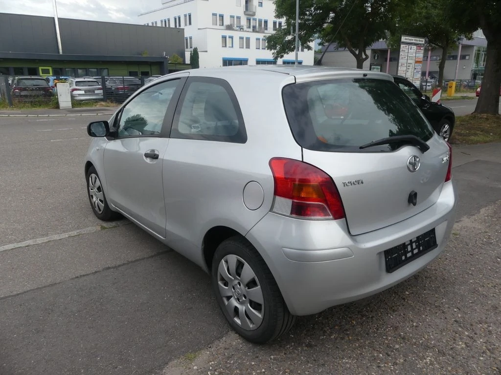 Toyota Yaris 1.3 VVT-i ГАЗ/БЕНЗИН  - изображение 6