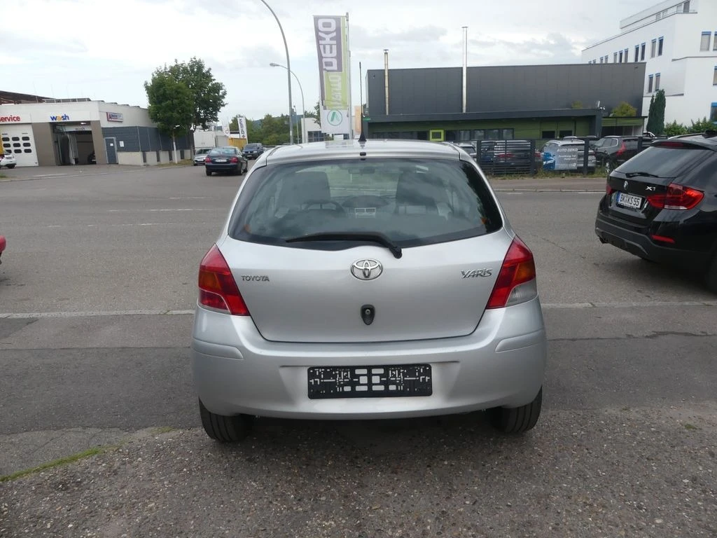 Toyota Yaris 1.3 VVT-i ГАЗ/БЕНЗИН  - изображение 8