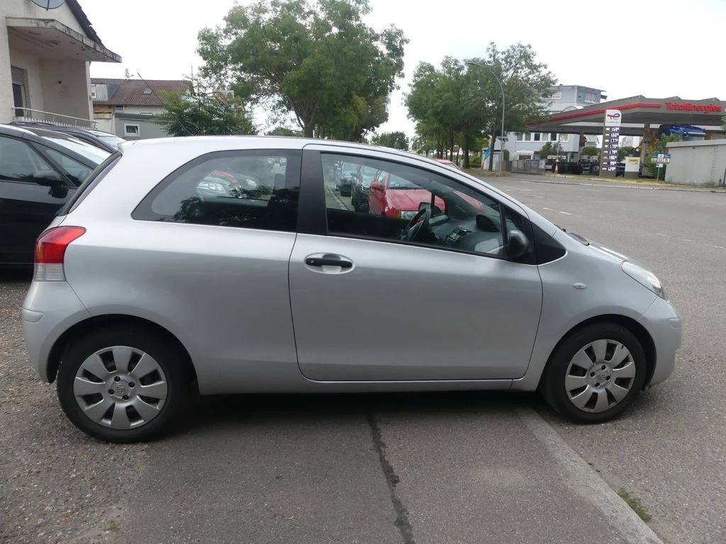 Toyota Yaris 1.3 VVT-i ГАЗ/БЕНЗИН  - изображение 4