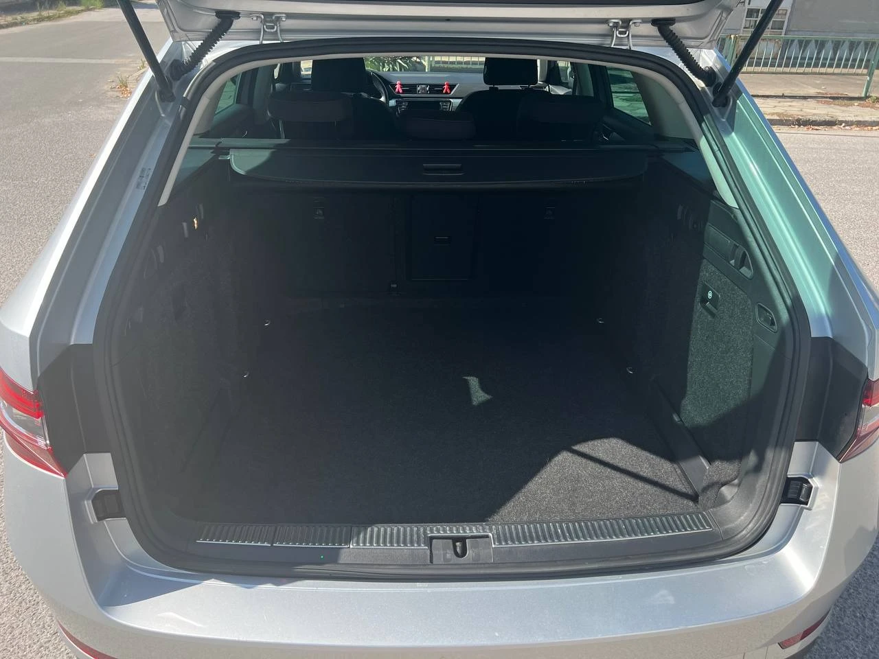 Skoda Superb 2.0 TDI Euro 6 DSG | Mobile.bg � ����������� 11