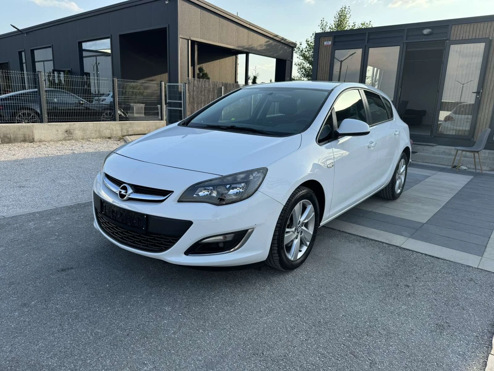 Opel Astra 1.7 CDTI 110 кс - [1] 