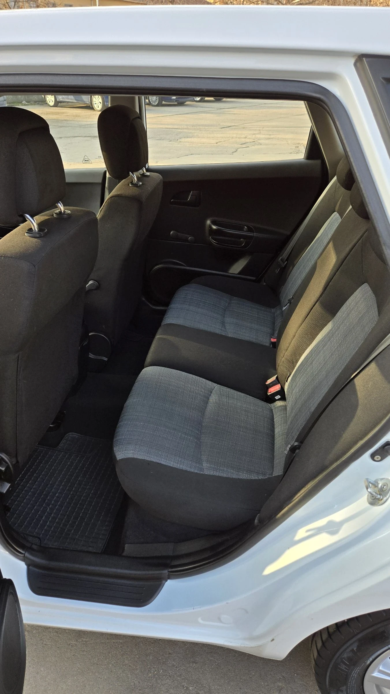 Kia Ceed 1.4 Бензин 90к.с | Mobile.bg — изображение 11