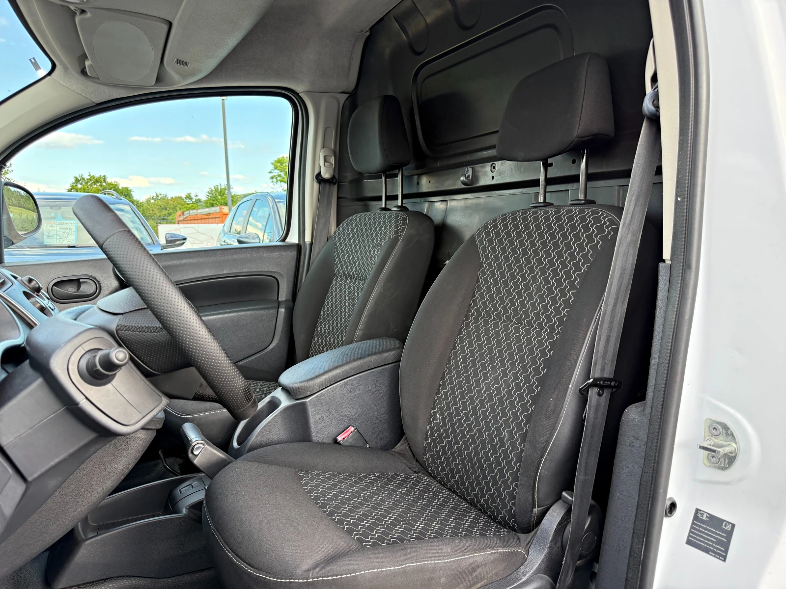 Renault Kangoo 1.5DCI EURO 5 KLIMA AVTOPILOT - изображение 9
