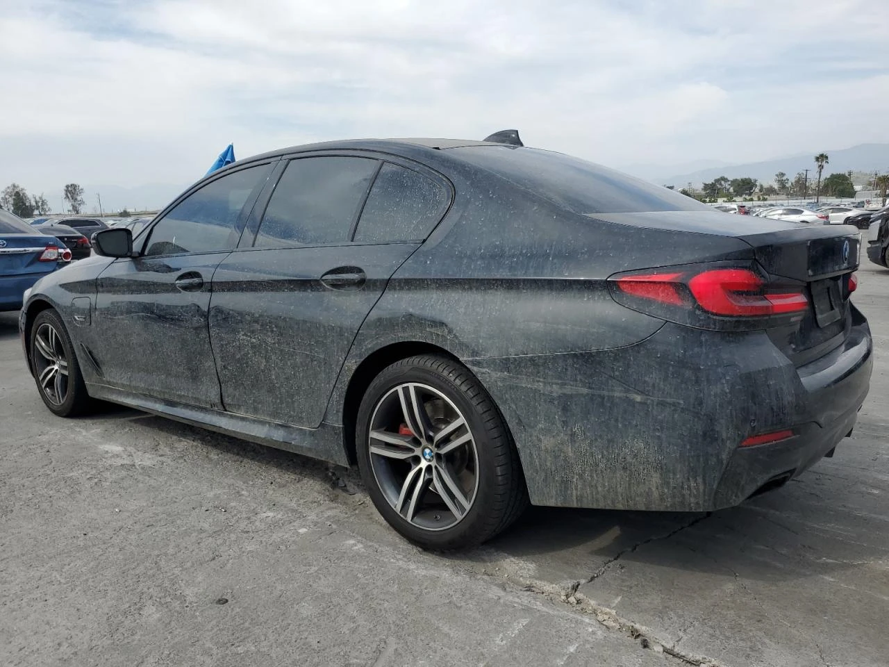 BMW 530E M Performance* Harman* Подгрев на волана* 360*  - изображение 4