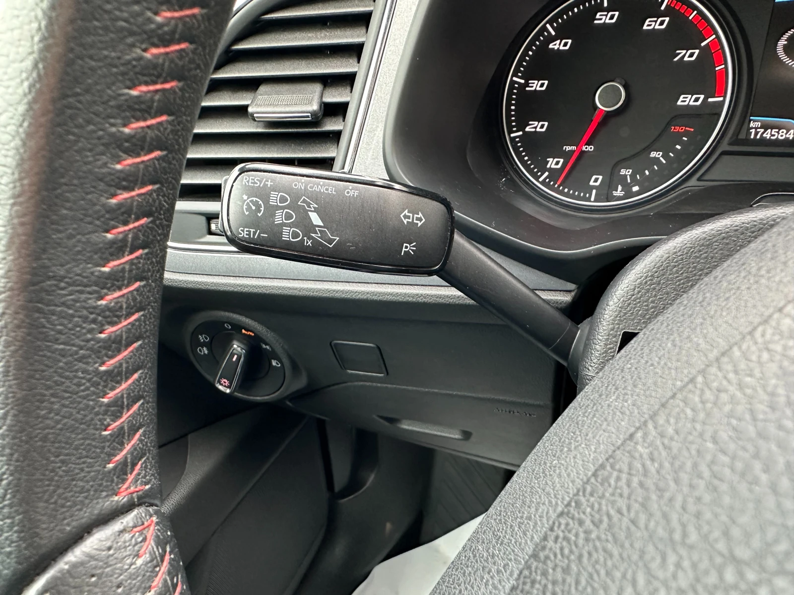 Seat Leon ГАРАНЦИЯ/1.4i 122 к.с. | Mobile.bg — изображение 14