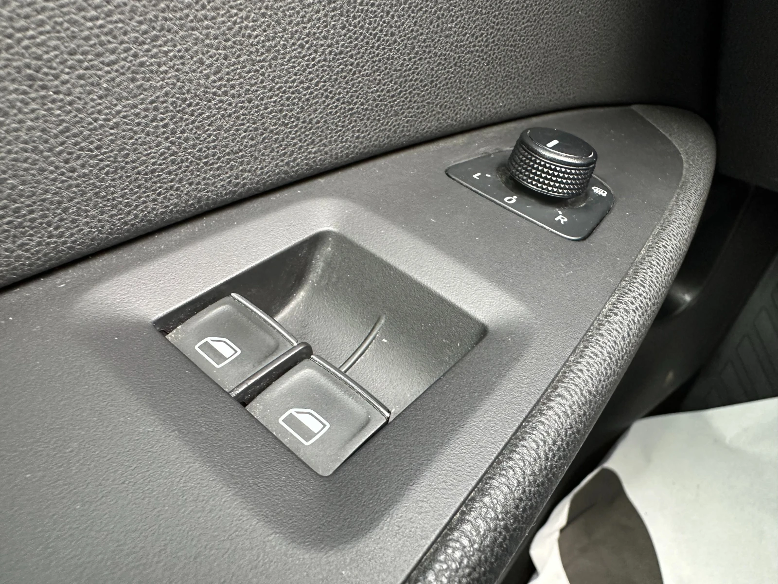 Seat Leon ГАРАНЦИЯ/1.4i 122 к.с. | Mobile.bg — изображение 15