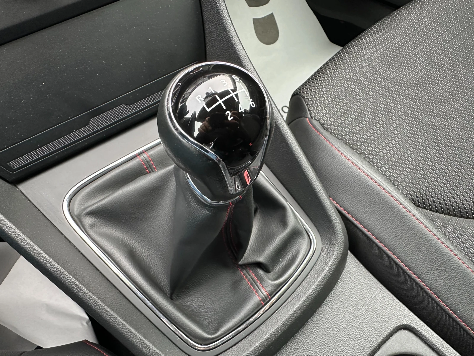 Seat Leon ГАРАНЦИЯ/1.4i 122 к.с. | Mobile.bg — изображение 11