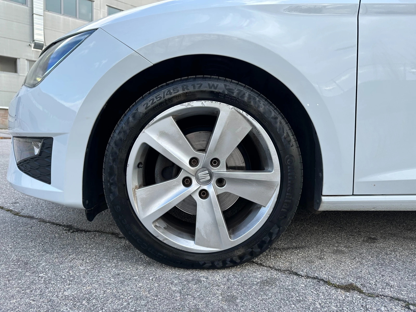 Seat Leon 1.4i 122 к.с.  - изображение 8