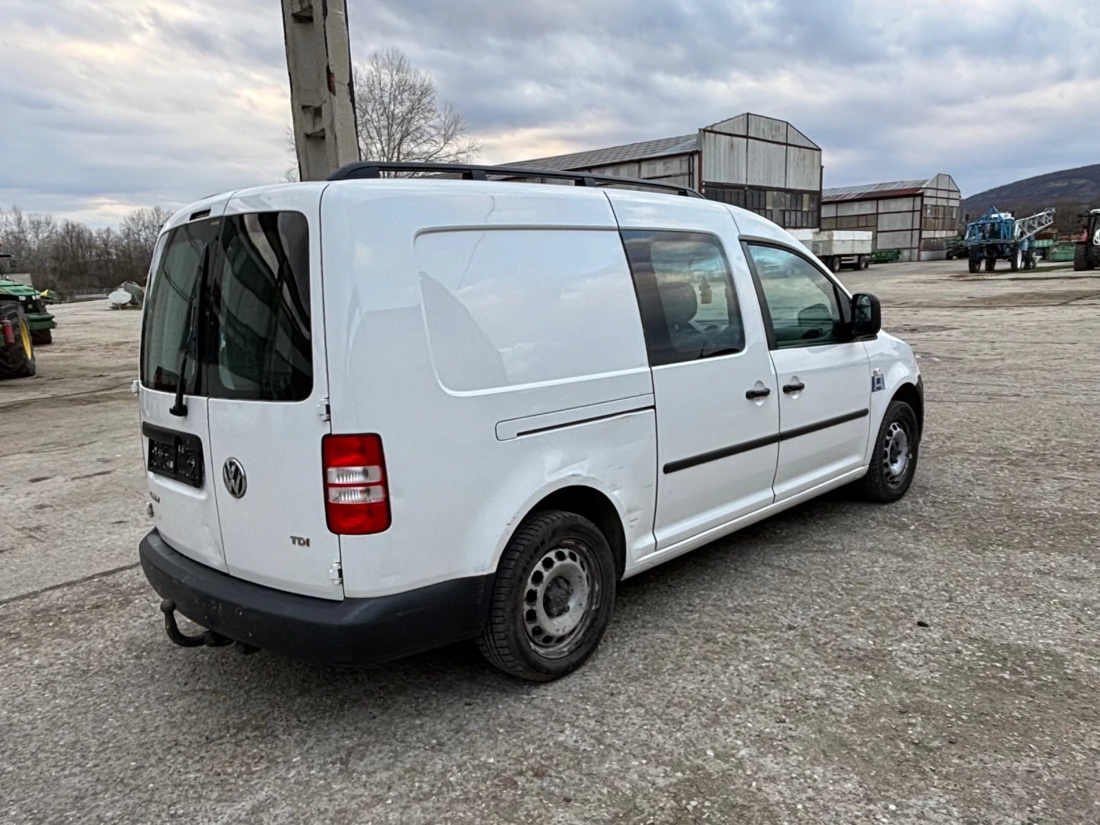 VW Caddy Caddy Maxi Life1.6TDI 5������ | Mobile.bg � ����������� 7