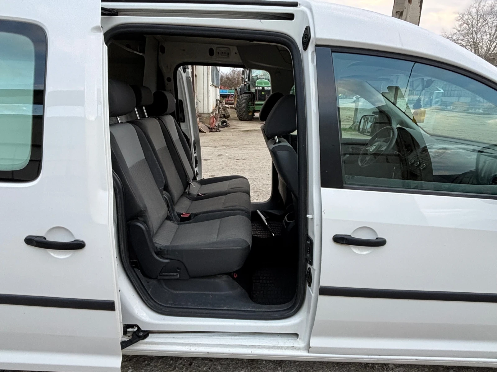 VW Caddy Caddy Maxi Life1.6TDI 5������ | Mobile.bg � ����������� 10