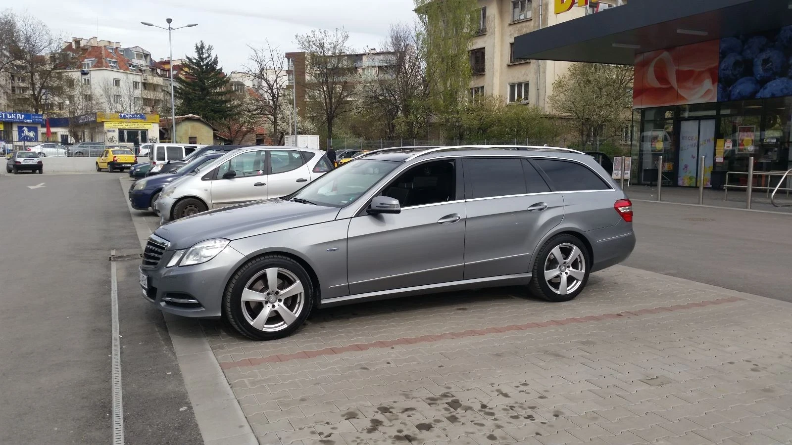 Mercedes-Benz E 350 4Matic ������� ������ �������  | Mobile.bg � ����������� 13