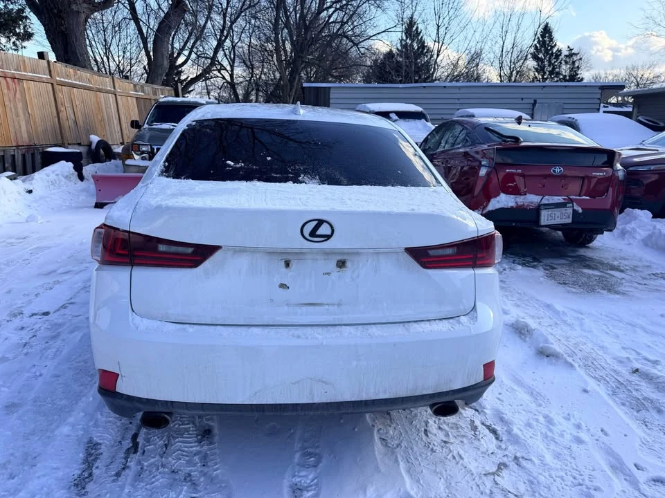 Lexus IS 250  F-sport PACK | AWD | ОБДУХВАНЕ | ФИКСИРАНА ЦЕНА - изображение 5