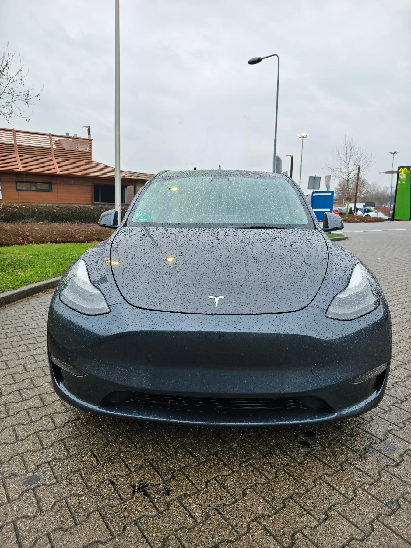 Tesla Model Y Long Range 75kWh, Dual Motor, Premium, Дек.2021г. - изображение 3