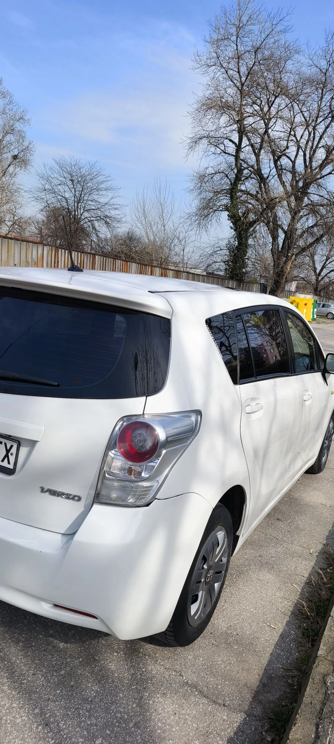 Toyota Verso, снимка 5 - Автомобили и джипове - 53714100