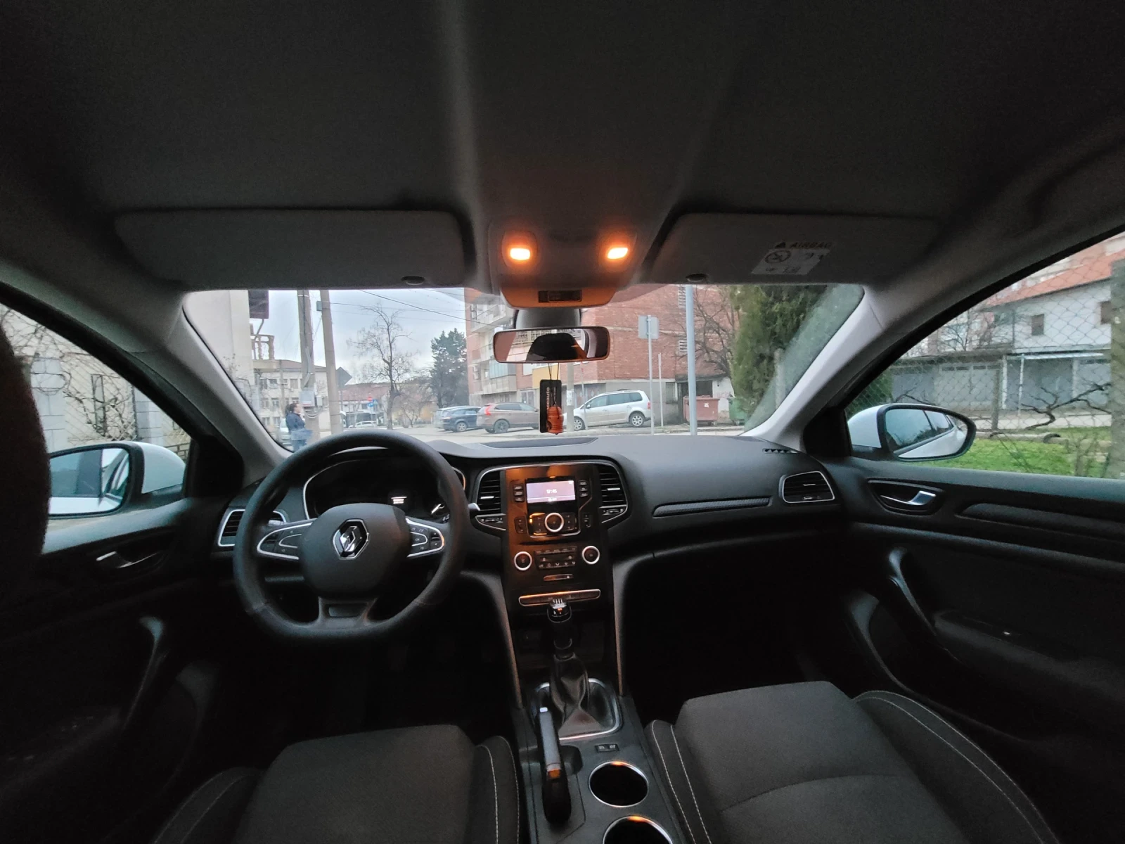 Renault Megane, снимка 5 - Автомобили и джипове - 54333271