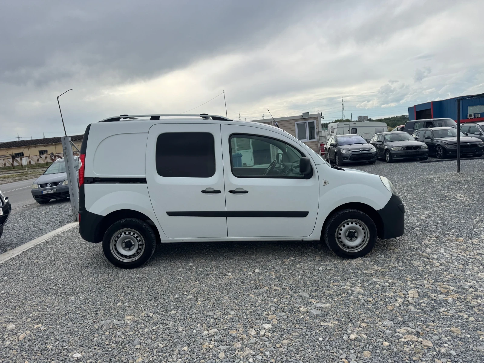 Renault Kangoo 1.5DCI KLIMATIK, снимка 4 - Автомобили и джипове - 54632792