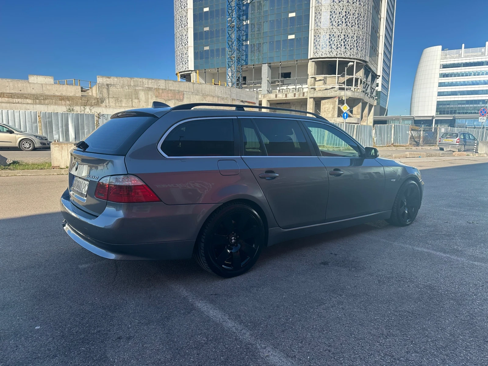 BMW 530