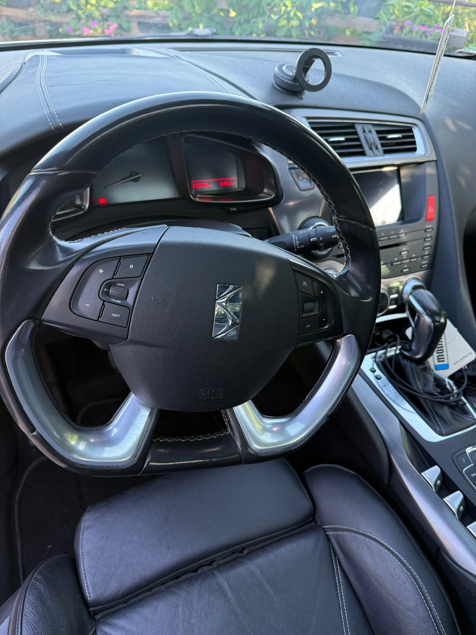 Citroen DS5, снимка 4 - Автомобили и джипове - 55086728
