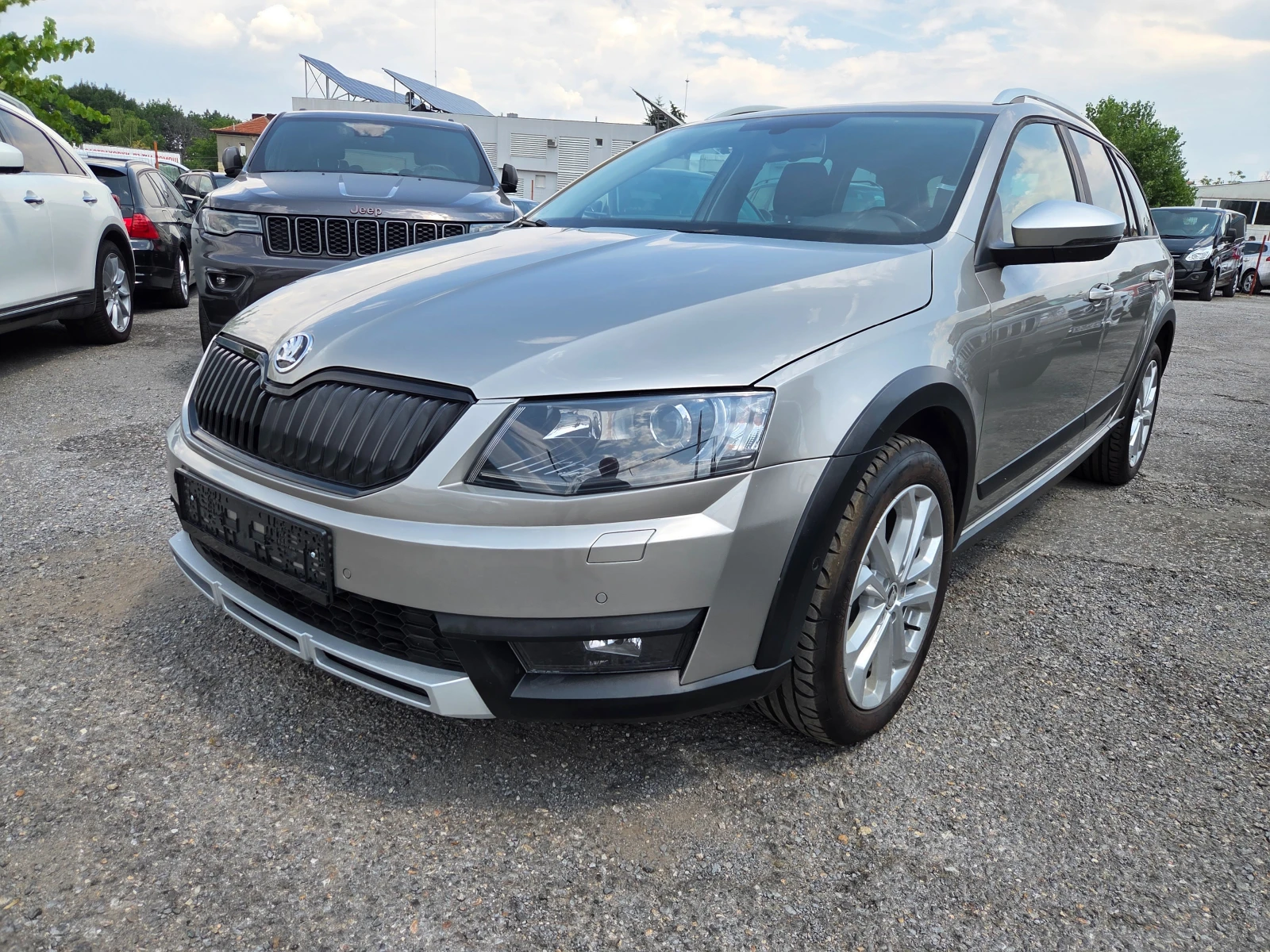 Skoda Octavia Scout 2.0D
