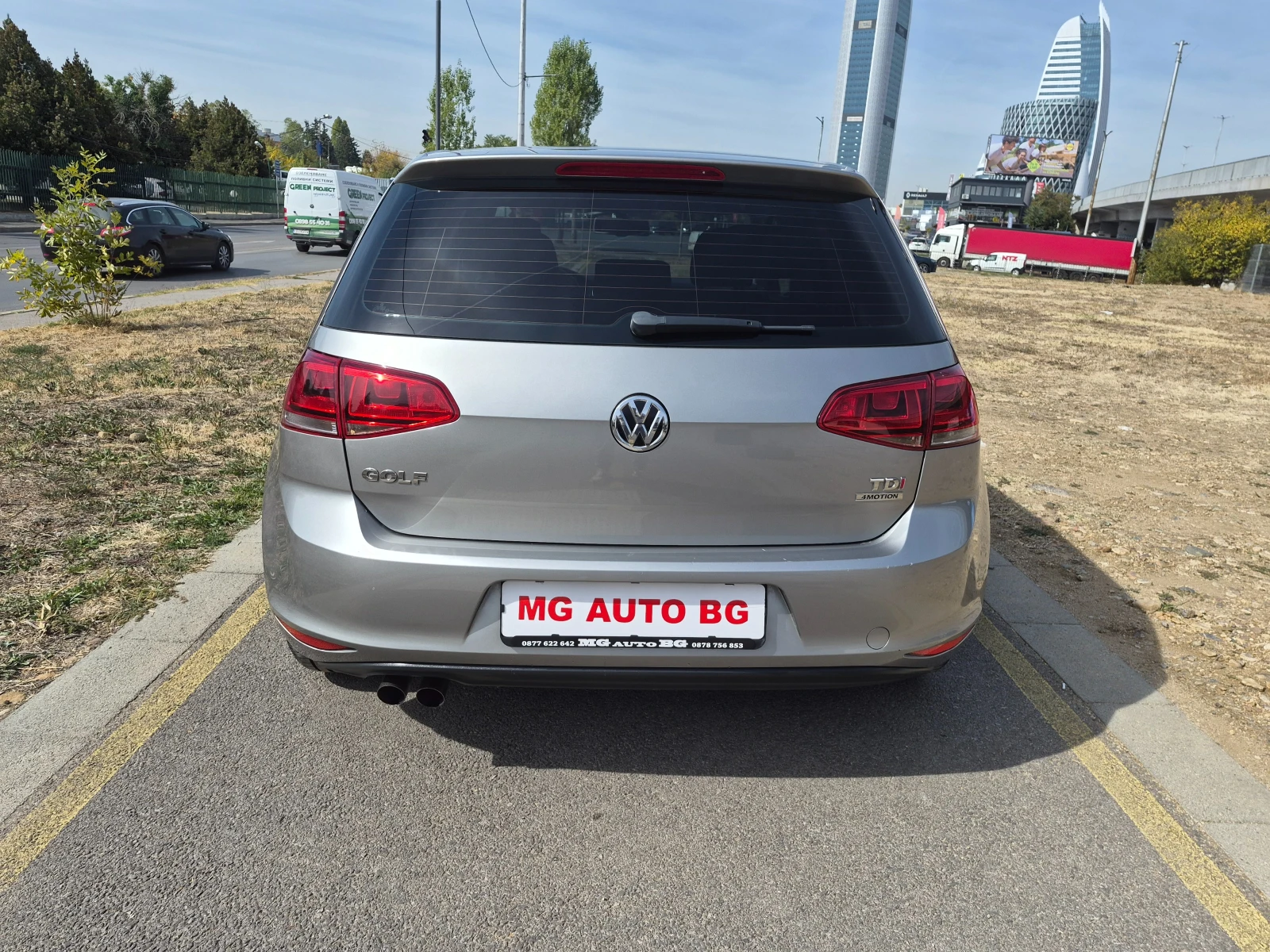 VW Golf 1.6TDI 4MOTION, снимка 7 - Автомобили и джипове - 56390800