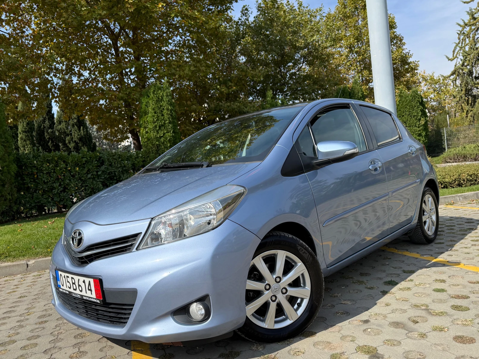 Toyota Yaris Key-Less/Panorama/Camera/����� �����/Avtom�tic/Top | Mobile.bg � ����������� 4