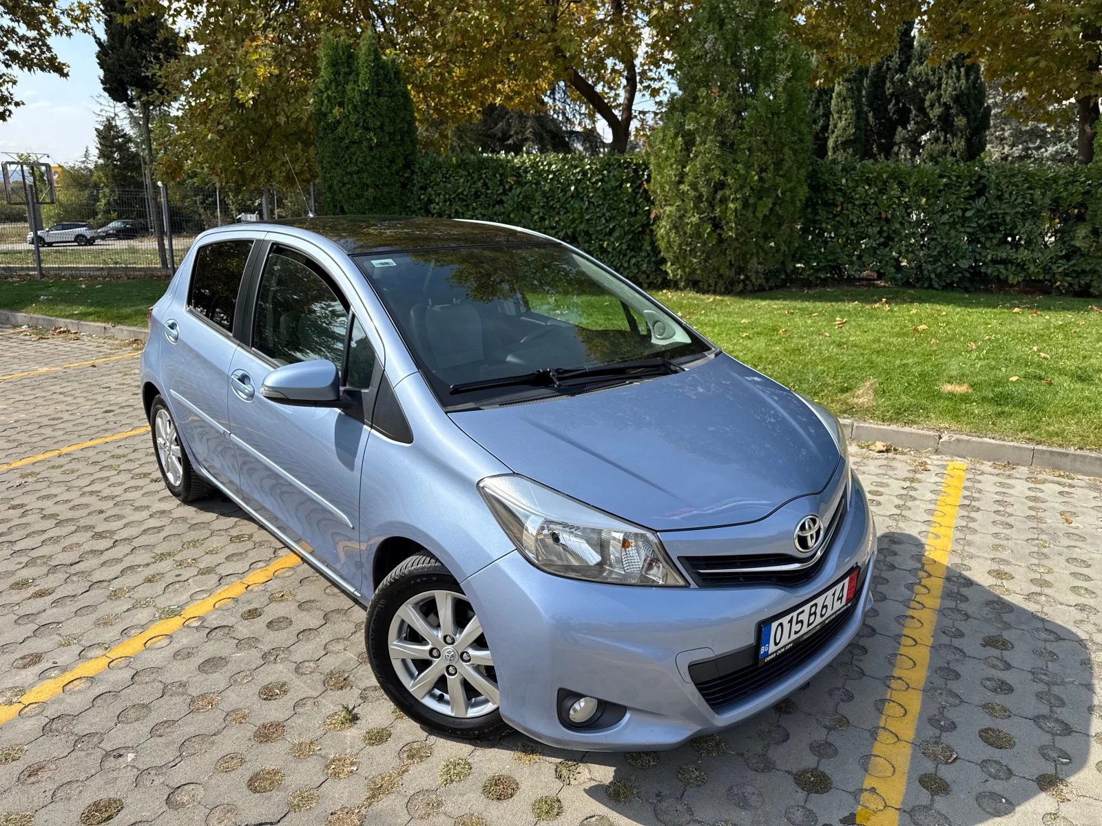 Toyota Yaris Key-Less/Panorama/Camera/����� �����/Avtom�tic/Top | Mobile.bg � ����������� 2