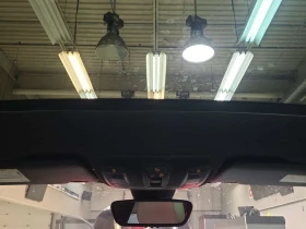 Mercedes-Benz GLA 250 CARFAX /Кожа/Нави/Подгрев/Панорама+ Гуми, снимка 11