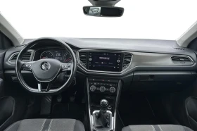 VW T-Roc 1.5 TSI | 150HP | 6M | CarPlay | Camera, снимка 5