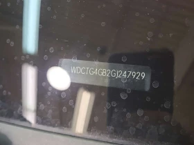 Mercedes-Benz GLA 250 CARFAX /Кожа/Нави/Подгрев/Панорама+ Гуми | Auto.bg — изображение 13