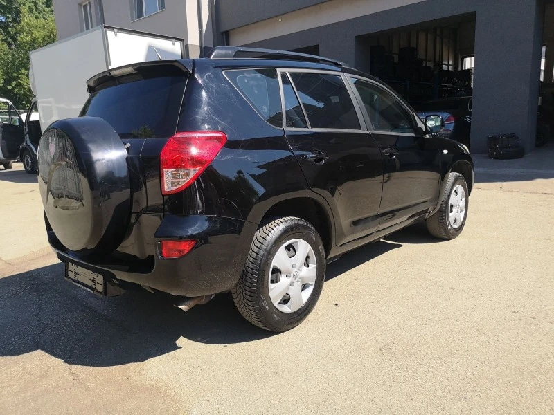 Toyota Rav4 ШВЕЙЦАРИЯ 2.0 152 К. С. , снимка 4 - Автомобили и джипове - 46279225