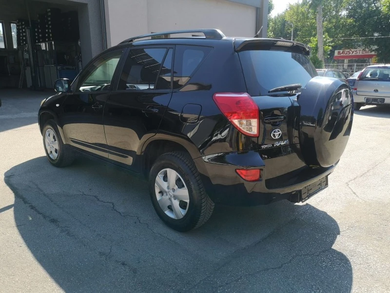 Toyota Rav4 ШВЕЙЦАРИЯ 2.0 152 К. С. , снимка 6 - Автомобили и джипове - 46279225