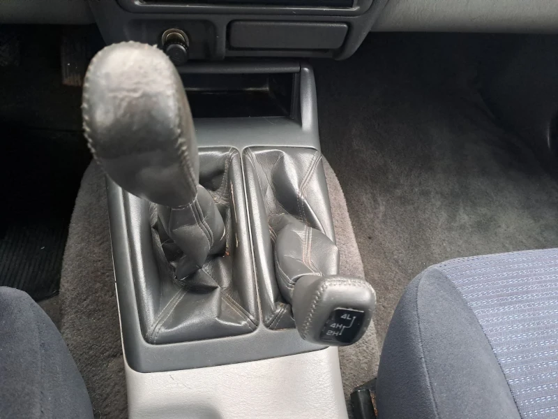 Mitsubishi Pajero sport 2.5 TDI ITALY UNIKAT, снимка 12 - Автомобили и джипове - 52310982