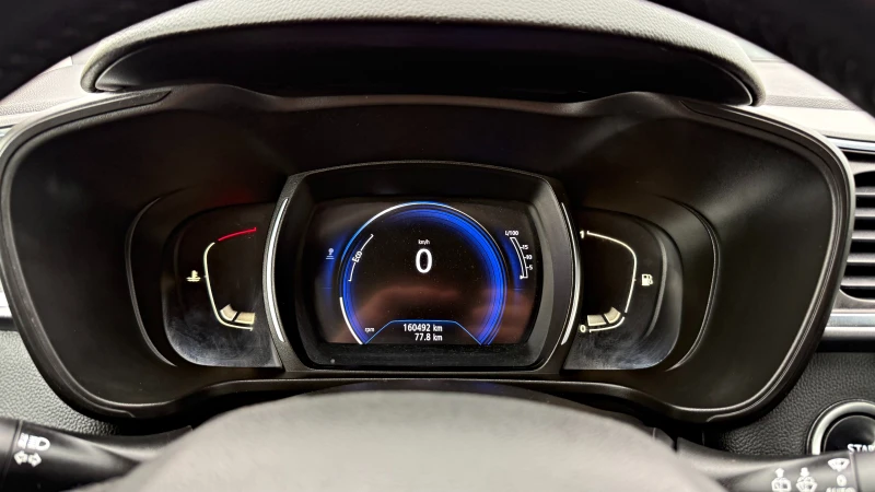 Renault Kadjar 1.5dci НАВИ КАМЕРА ПАРКТРОНИЦИ ЕВРО 6, снимка 10 - Автомобили и джипове - 53500082