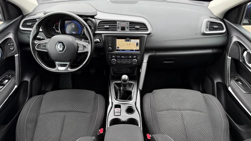 Renault Kadjar 1.5dci НАВИ КАМЕРА ПАРКТРОНИЦИ ЕВРО 6, снимка 9 - Автомобили и джипове - 53500082