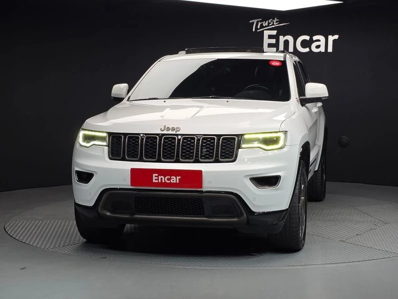 Jeep Cherokee 3.0 Diesel 75th Special Edition| 240к.с.| ВКЛ.ТЕХН, снимка 3 - Автомобили и джипове - 55644239
