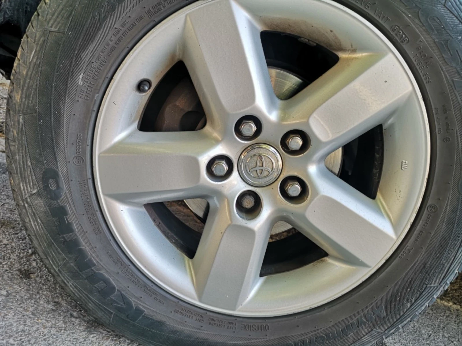 Toyota Rav4 D4D - изображение 9