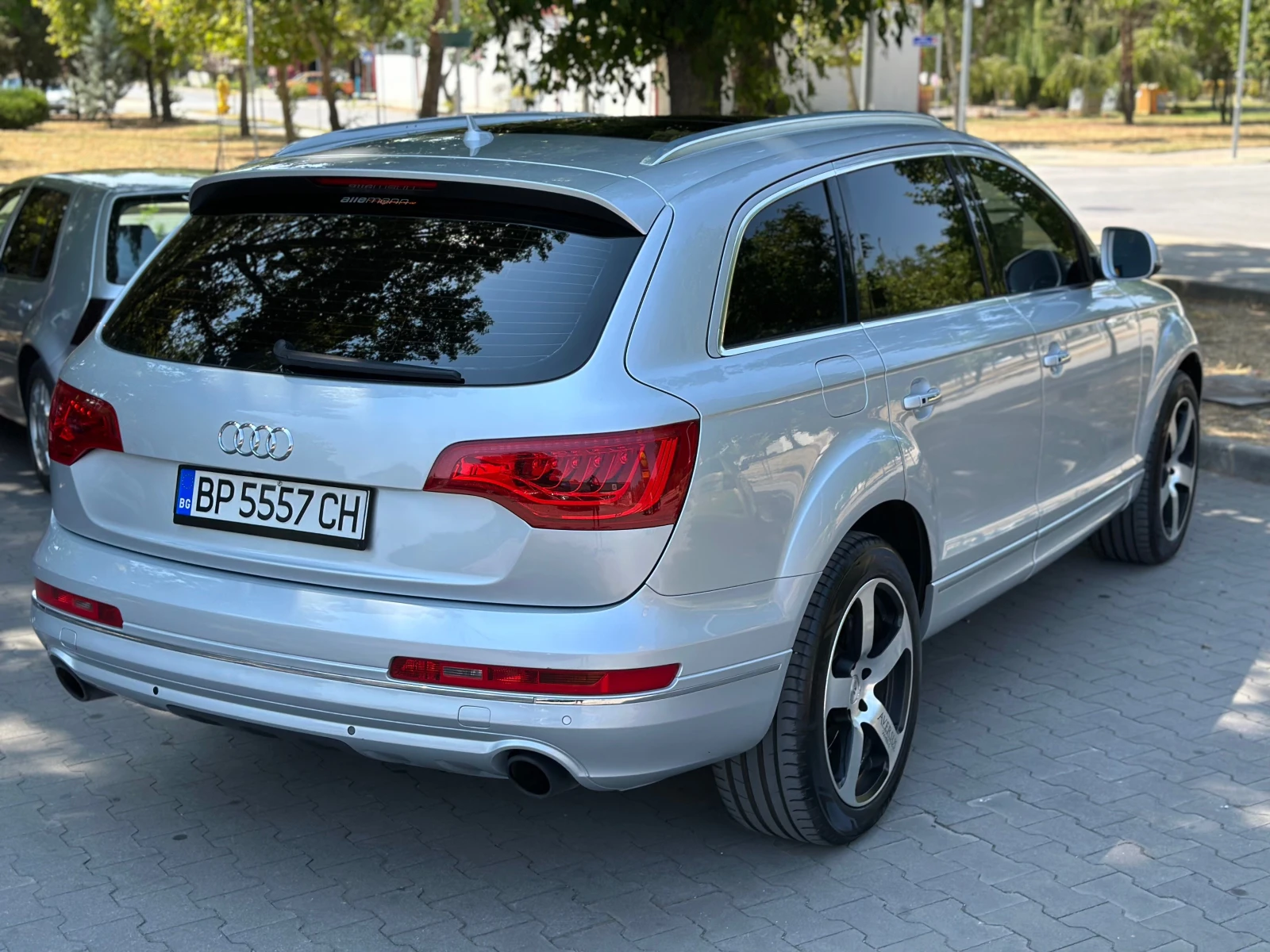 Audi Q7 4.2TDI V8T Facelift  - изображение 2