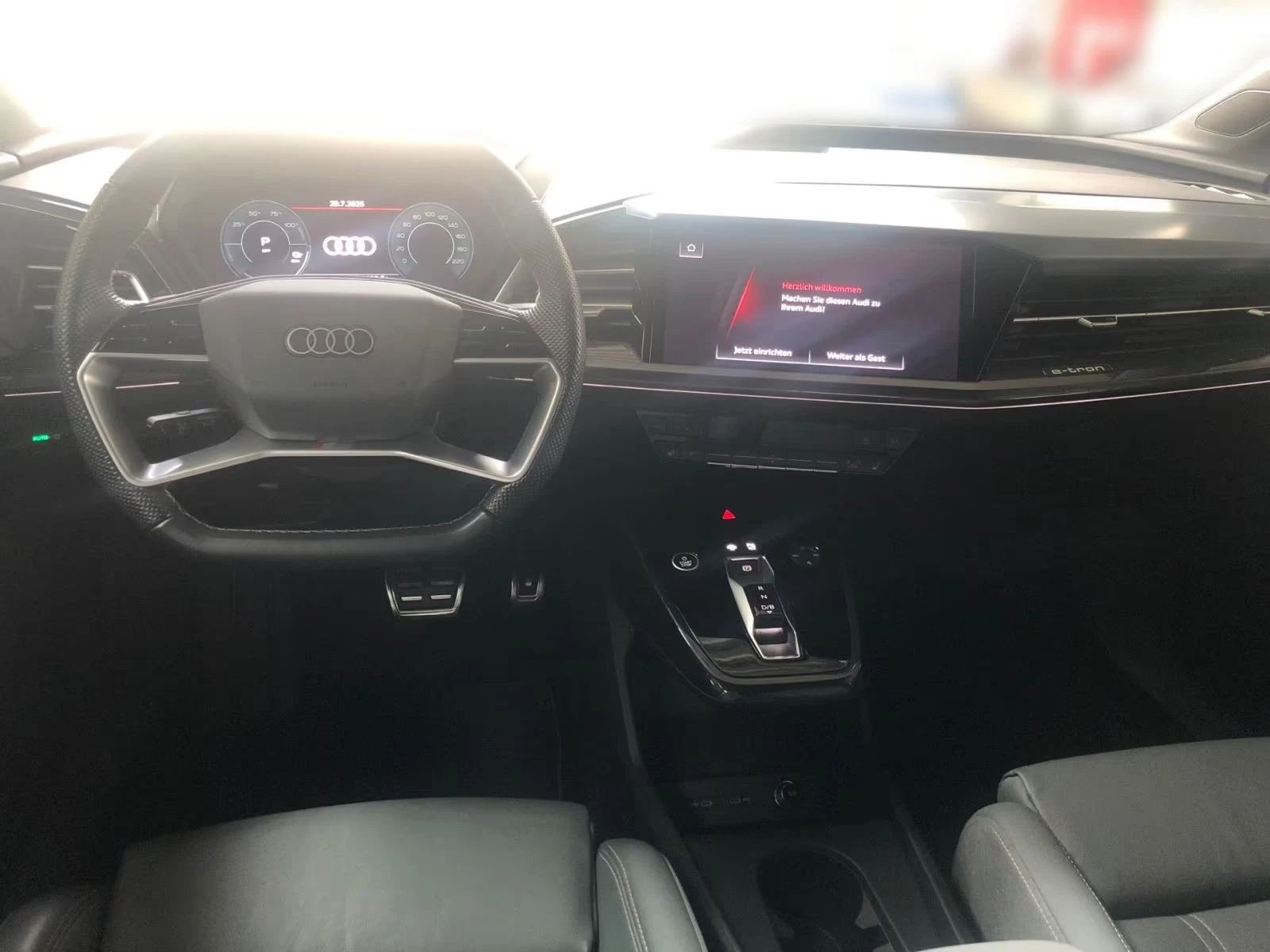 Audi Q4 50e-tron/299HP/SB/S-LINE/CAM/LED/NAVI/KLESS/547g - изображение 7