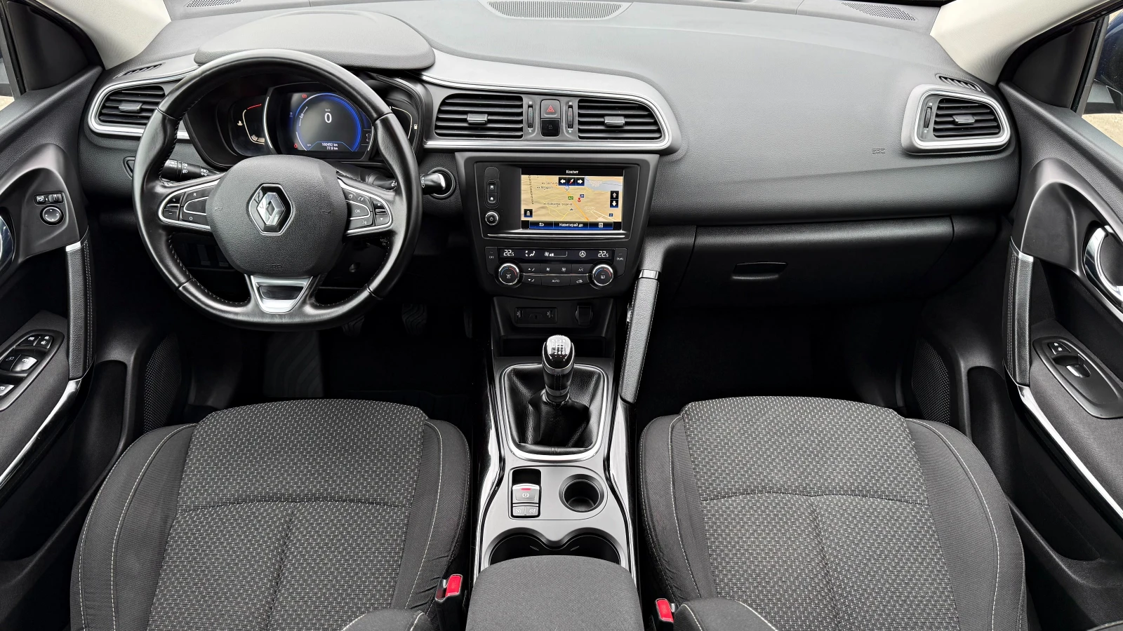 Renault Kadjar 1.5dci НАВИ КАМЕРА ПАРКТРОНИЦИ ЕВРО 6 - изображение 9