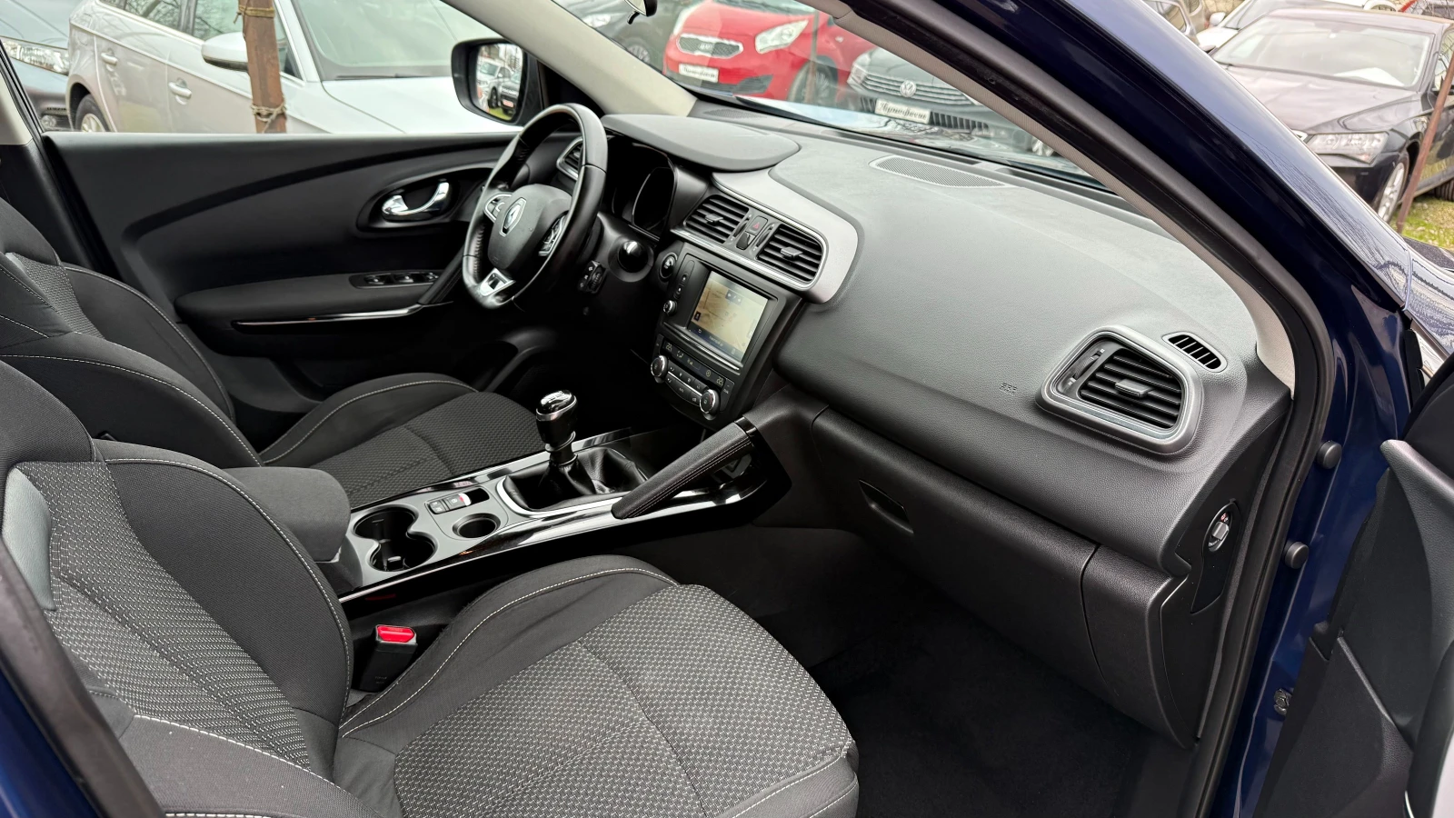 Renault Kadjar 1.5dci НАВИ КАМЕРА ПАРКТРОНИЦИ ЕВРО 6 - изображение 8