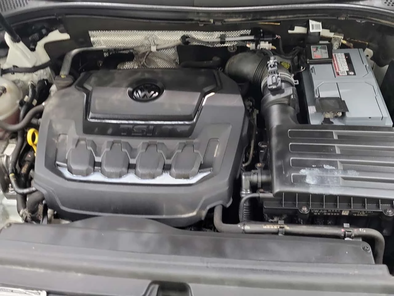 VW Tiguan * TRENDLINE * CARFAX * 2 КЛЮЧА, снимка 17 - Автомобили и джипове - 53864896