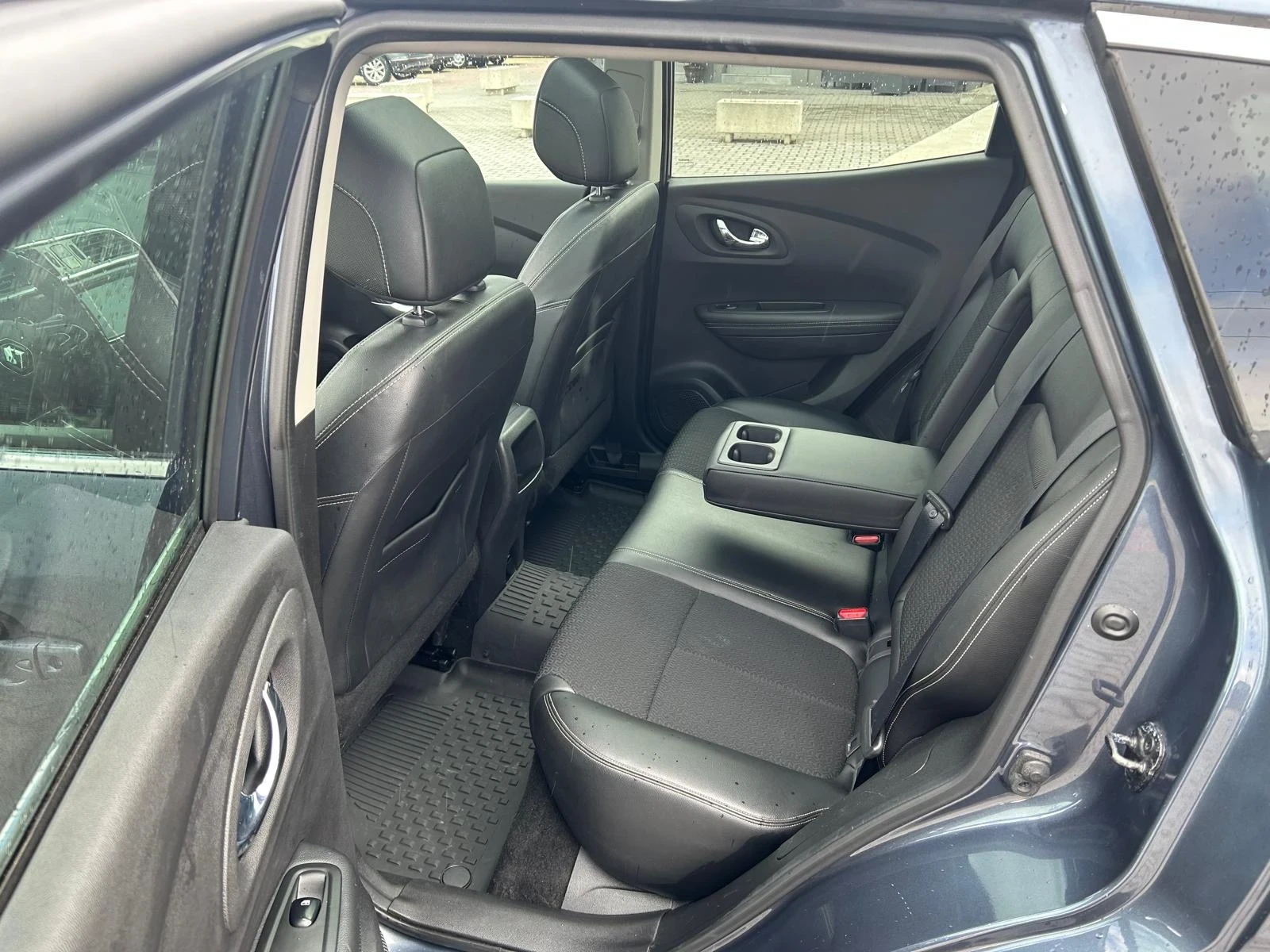 Renault Kadjar Panorama FULL екстри, снимка 14 - Автомобили и джипове - 54009173