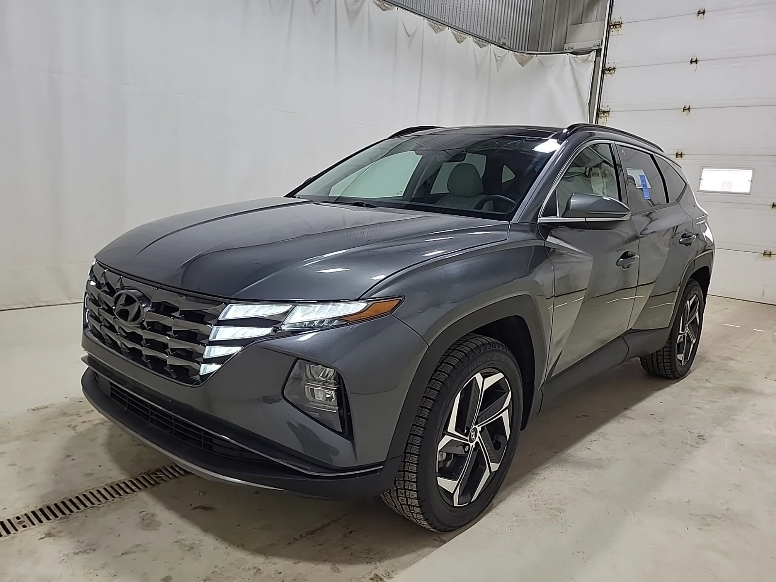 Hyundai Tucson Hybrid/LUXURY/AWD/ЦЕНА ДО БЪЛГАРИЯ