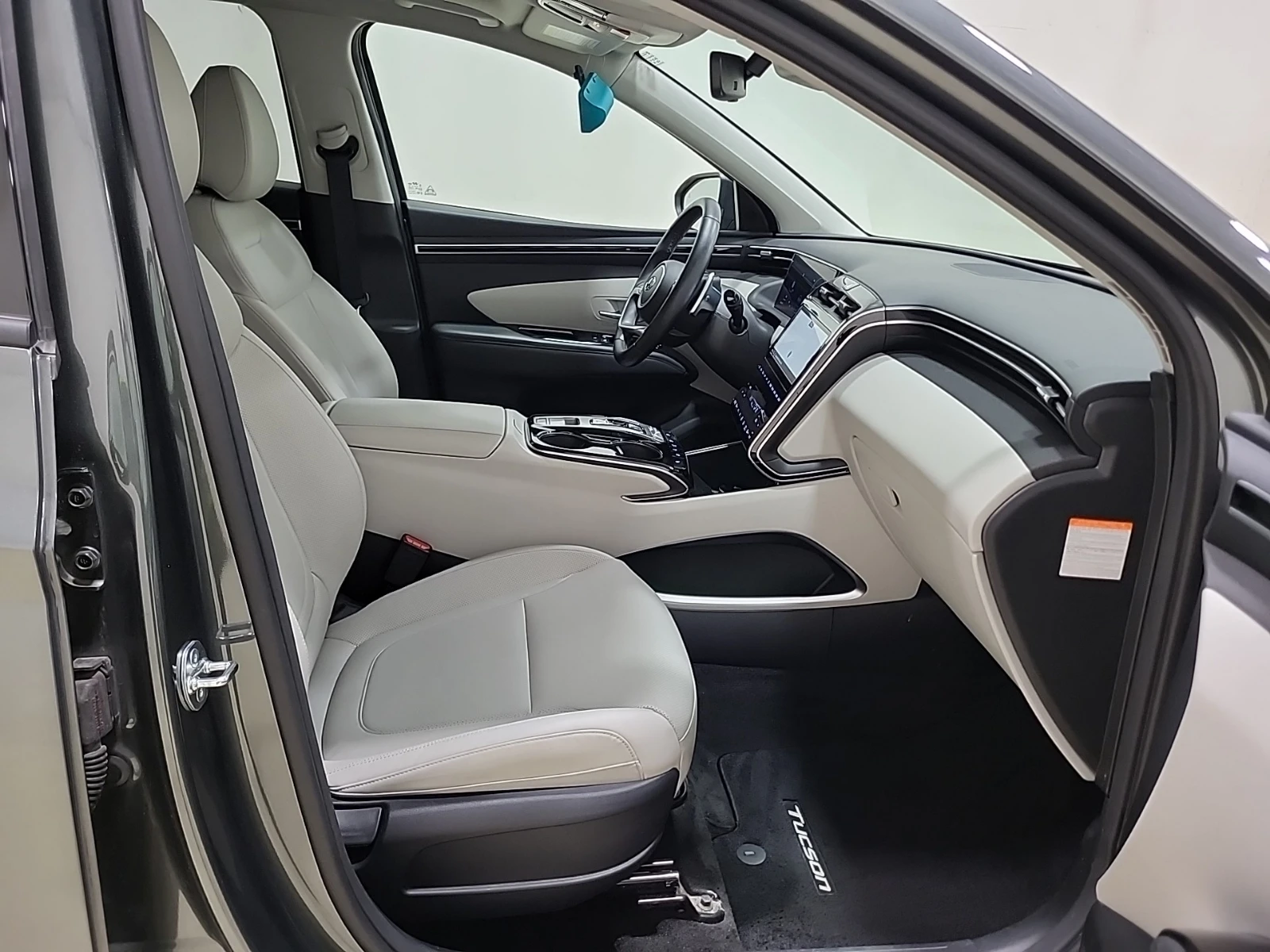 Hyundai Tucson Hybrid/LUXURY/AWD/ЦЕНА ДО БЪЛГАРИЯ, снимка 11 - Автомобили и джипове - 54441504