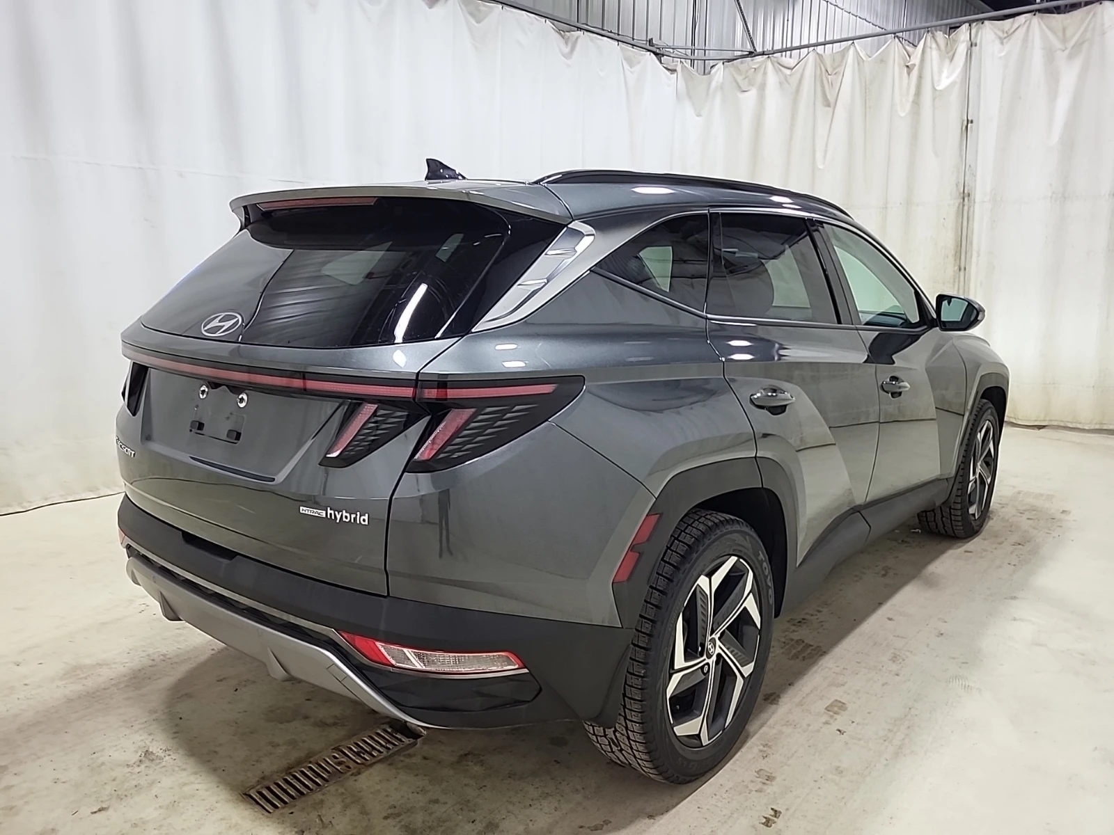 Hyundai Tucson Hybrid/LUXURY/AWD/ЦЕНА ДО БЪЛГАРИЯ, снимка 3 - Автомобили и джипове - 54441504