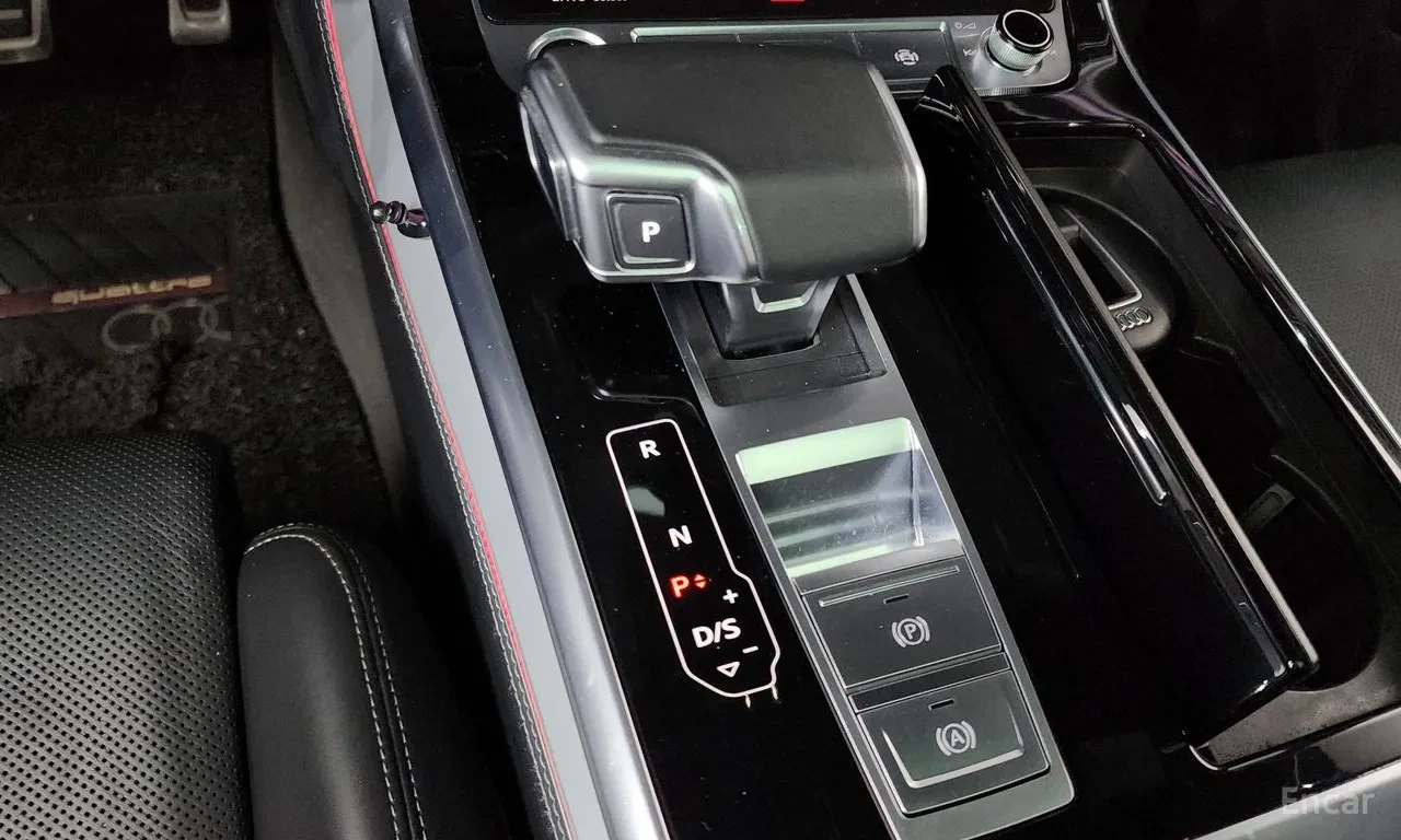 Audi Q7 55 TFSI * PREMIUM* HUD , снимка 14 - Автомобили и джипове - 55725666