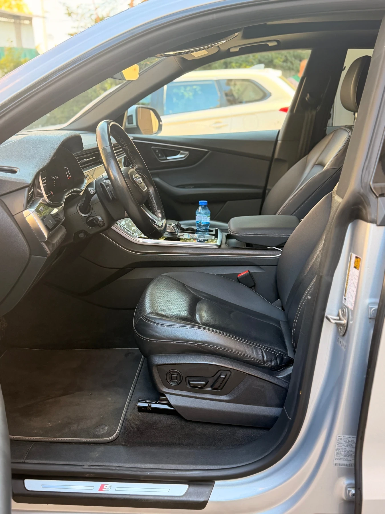 Audi Q8 S-line Black optic , снимка 7 - Автомобили и джипове - 56599917