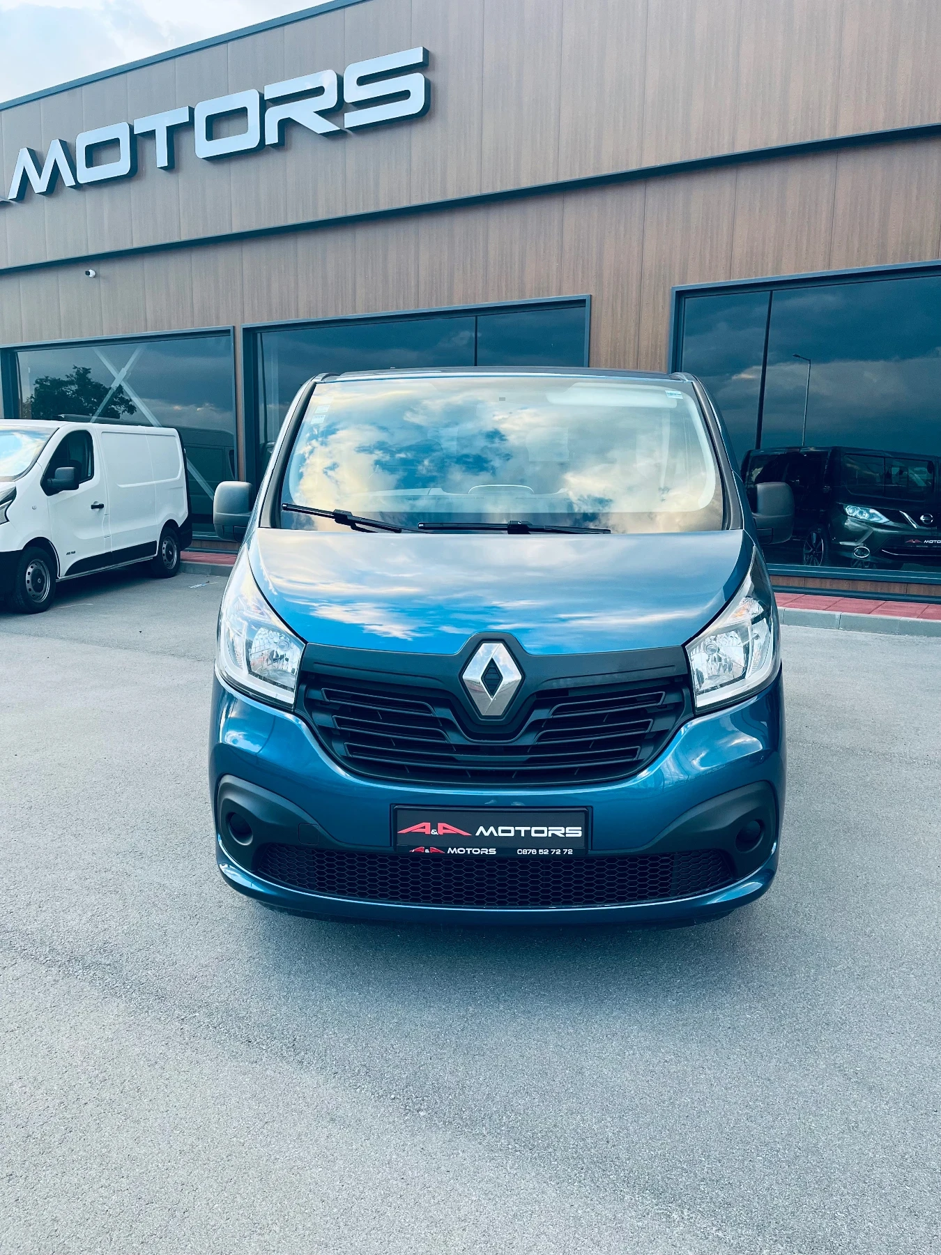 Opel Vivaro 6-МЕСТА;КЛИМАТИК;НАВИГАЦИЯ; - изображение 2