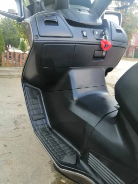 Suzuki Burgman 650 Executive ABS, снимка 11